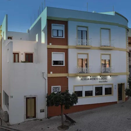 Saozinha Hostel *